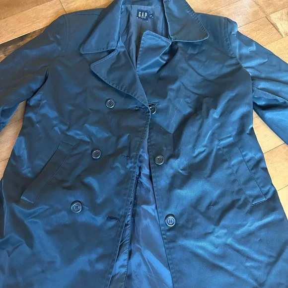 GAP Jacket - Picture 2 of 3